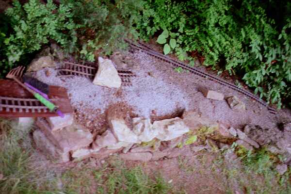 Stone wall and basis for track